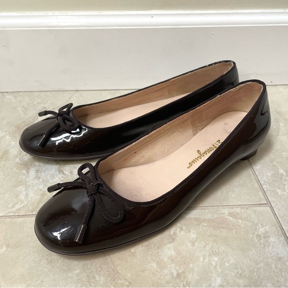 Salvatore Ferragamo Shoes - Salvatore Ferragamo Patent Leather Flats
